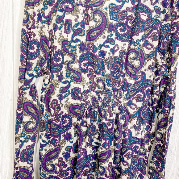 Torrid Blouse White Purple Green Paisley Floral - Picture 6 of 9